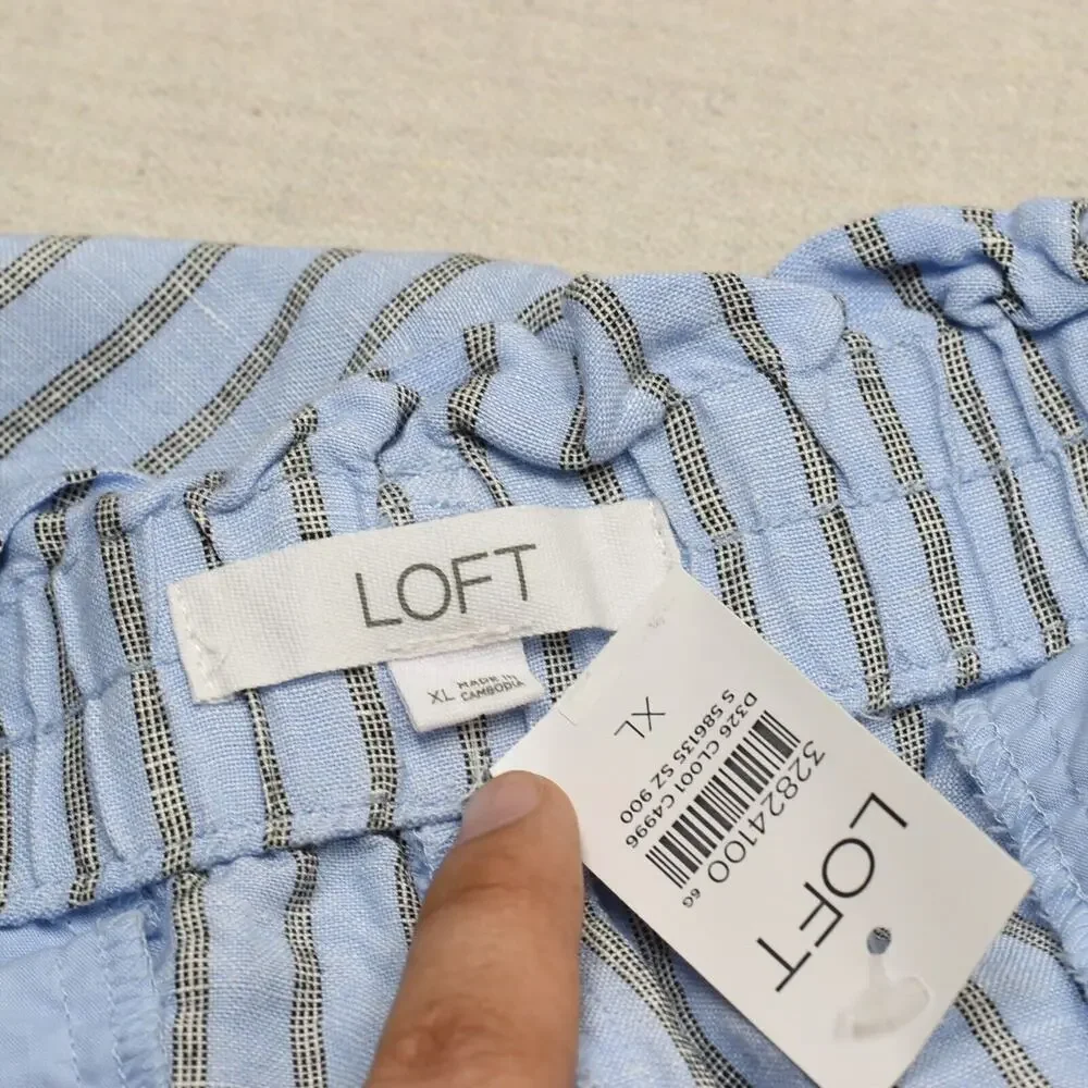 NEW Loft Women Striped Linen Blue Size XL Pockets Chino Shorts Belted
